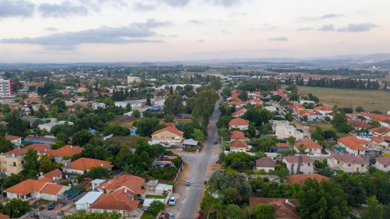 צימר רומנטי ואיכותי בפרדס חנה La Baita Διαμέρισμα Εξωτερικό φωτογραφία